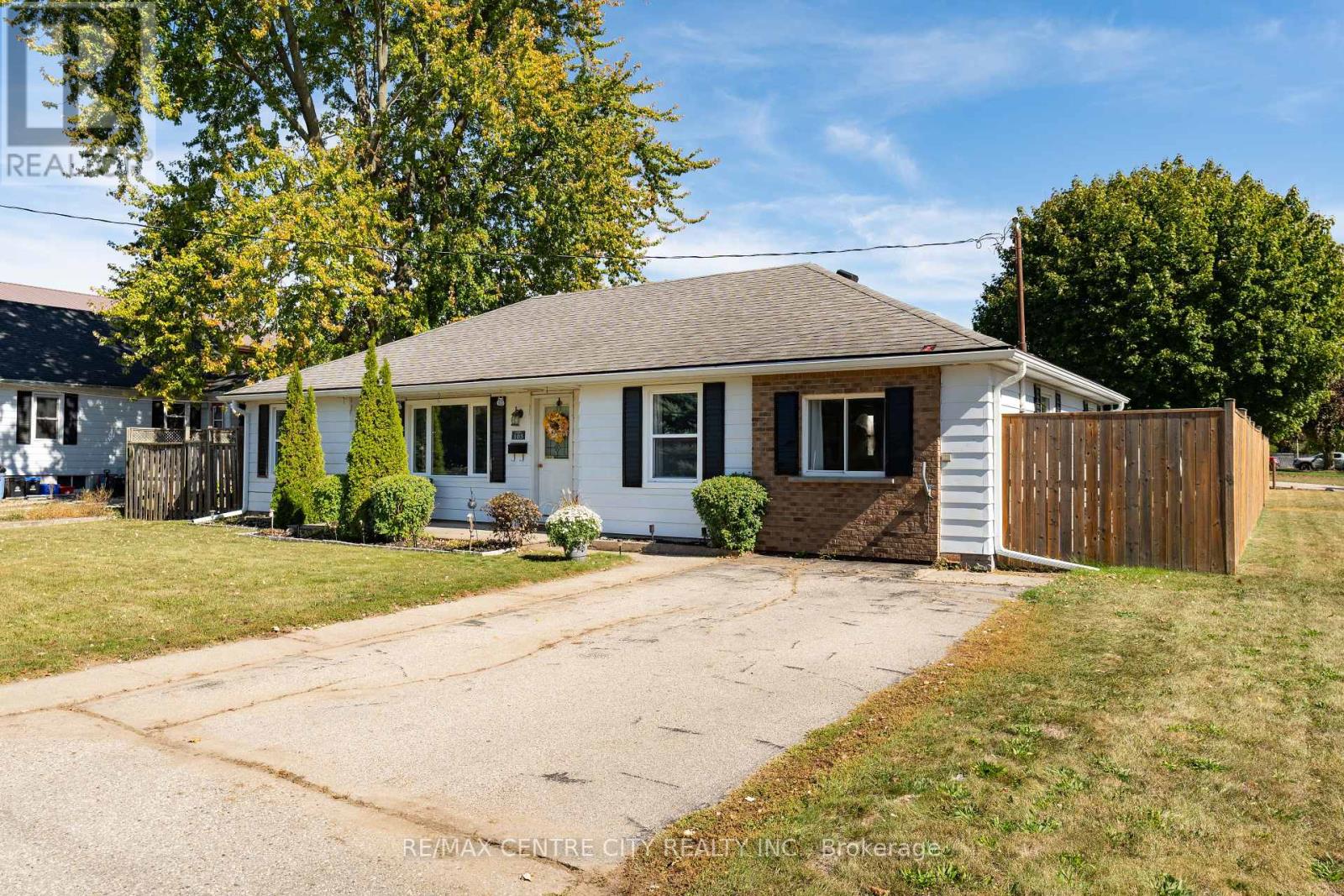 103 CAVERLY ROAD, Aylmer