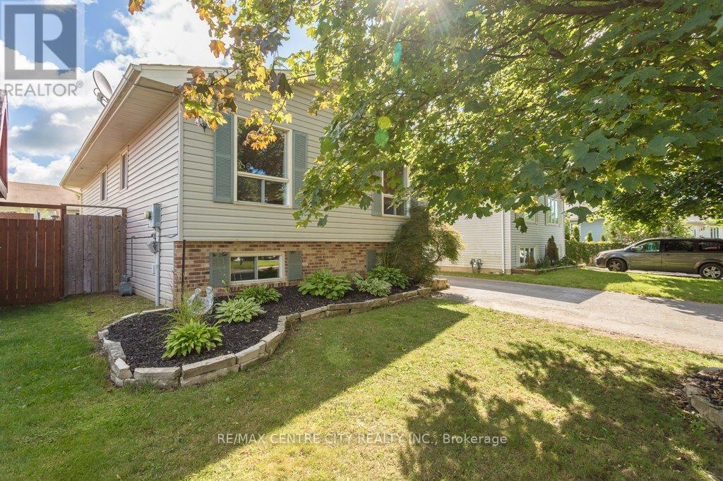55 MELANIE DRIVE E, Aylmer