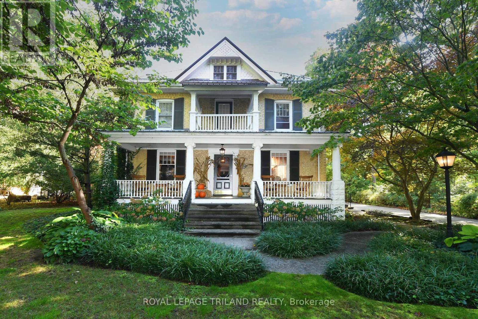 12 VICTORIA STREET, Middlesex Centre (Delaware Town)