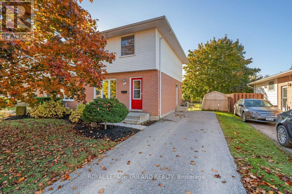 18 VANIER PLACE, St. Thomas