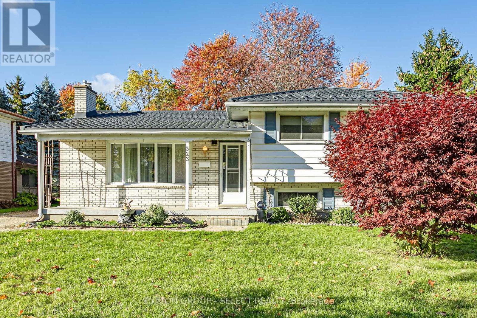 323 BASE LINE ROAD W, London South (South D)