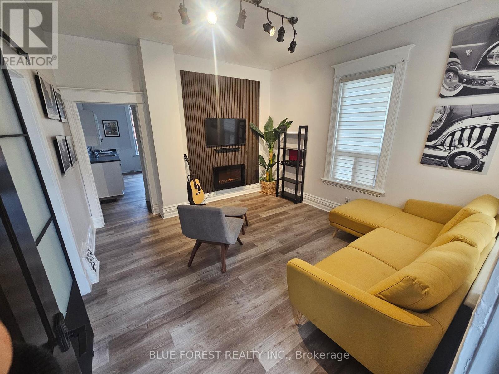 42 TERRACE STREET, London South (South I)