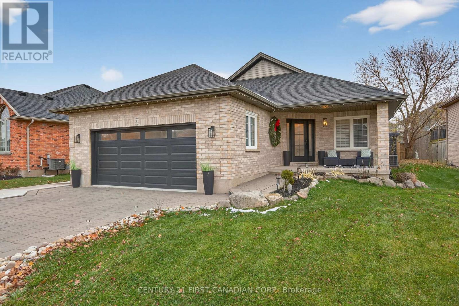 292 THORNE DRIVE, Strathroy-Caradoc (NE)