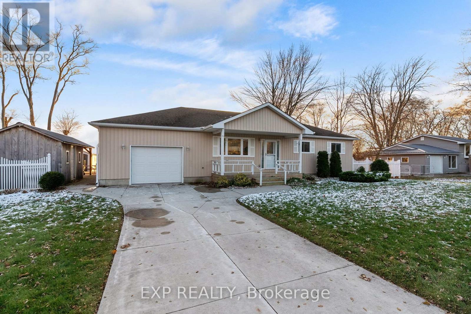 8459 LAZY LANE, Lambton Shores