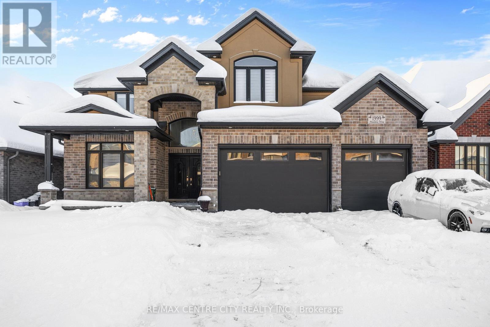 1999 MADDEX WAY, London North (North B)