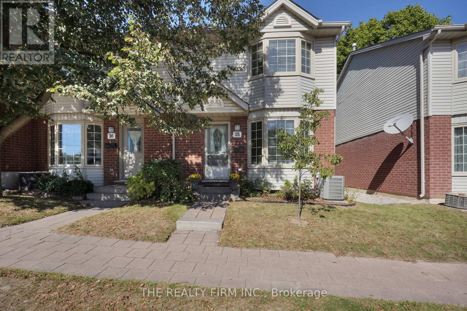 25 - 70 CHAPMAN COURT, London North (North I)