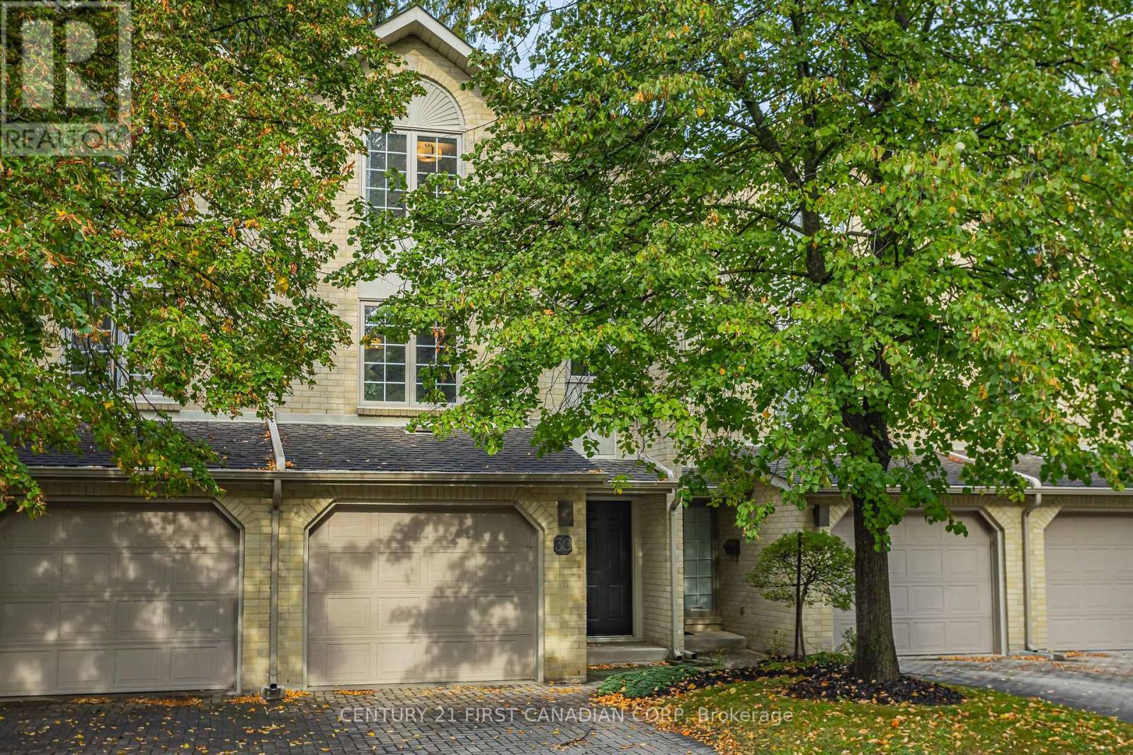 30 - 1399 COMMISSIONERS ROAD W, London South (South B)