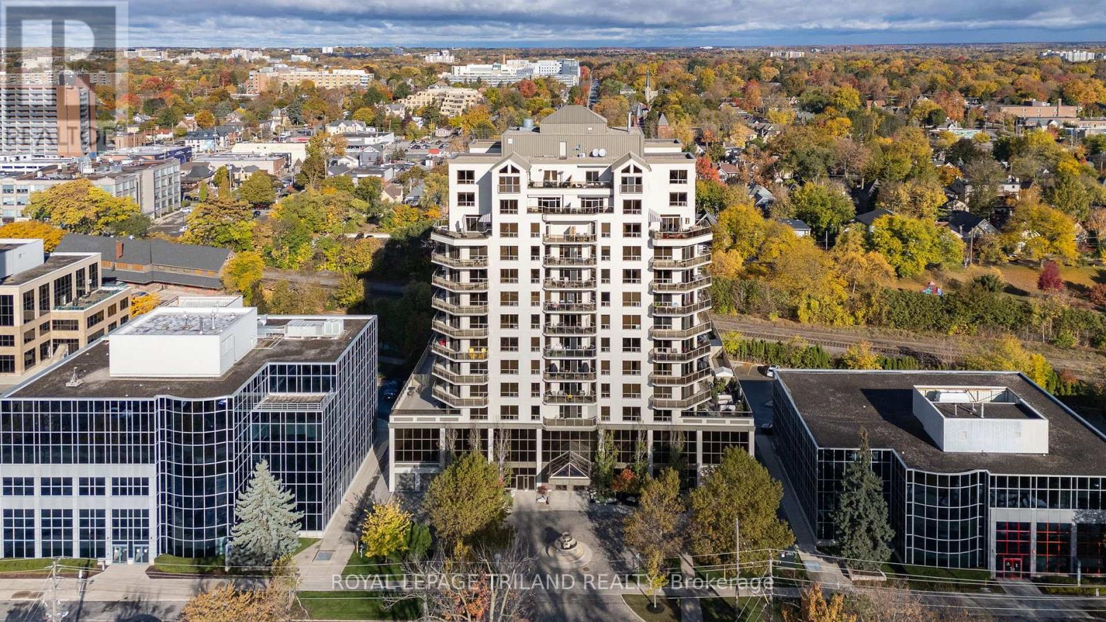 1107 - 250 PALL MALL STREET, London East (East F)