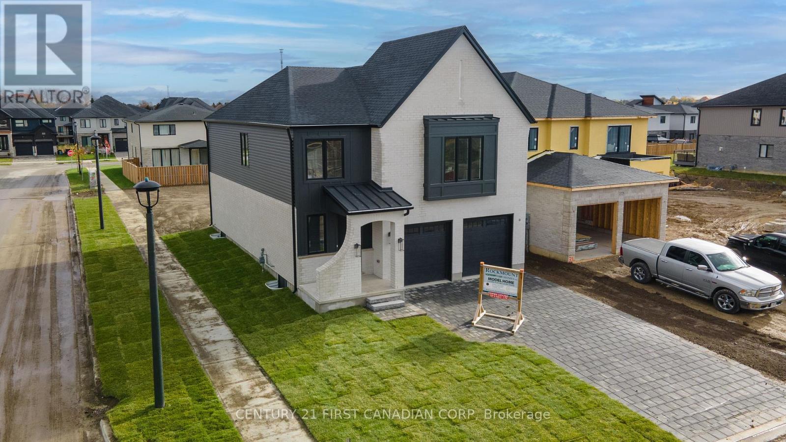 1382 SHIELDS PLACE, London North (North S)