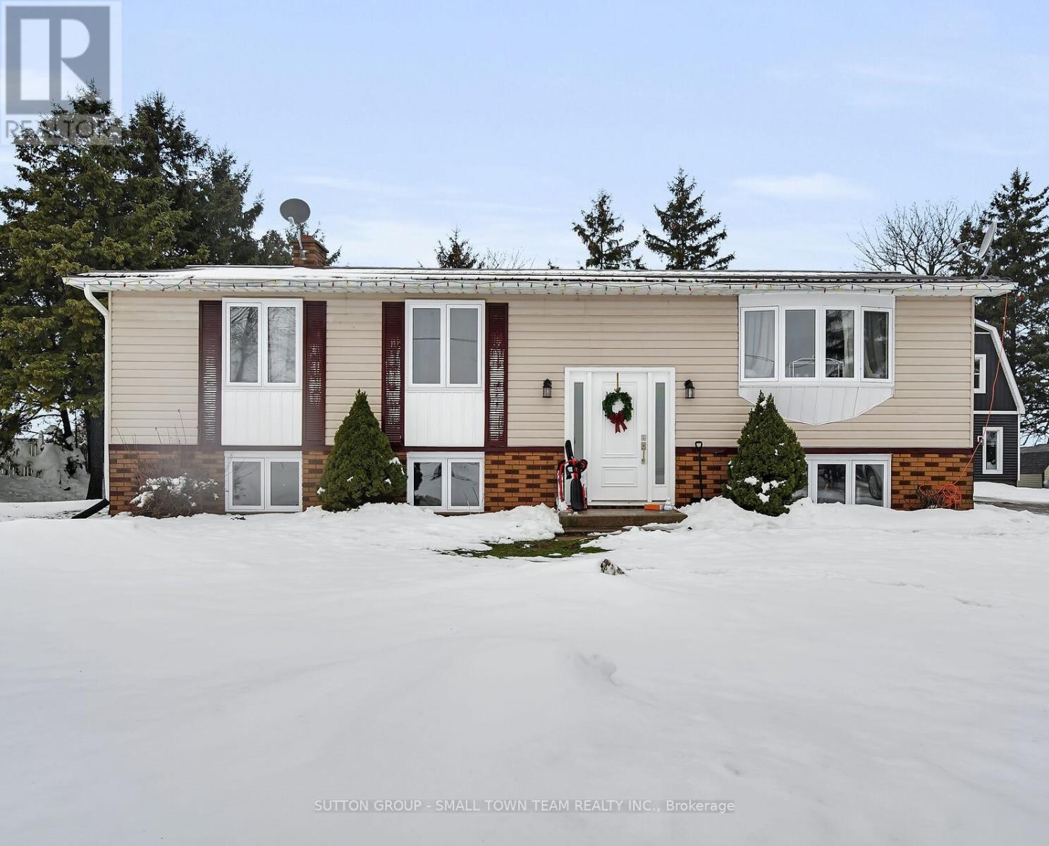 69897 GOSHEN LINE, South Huron (Stephen)