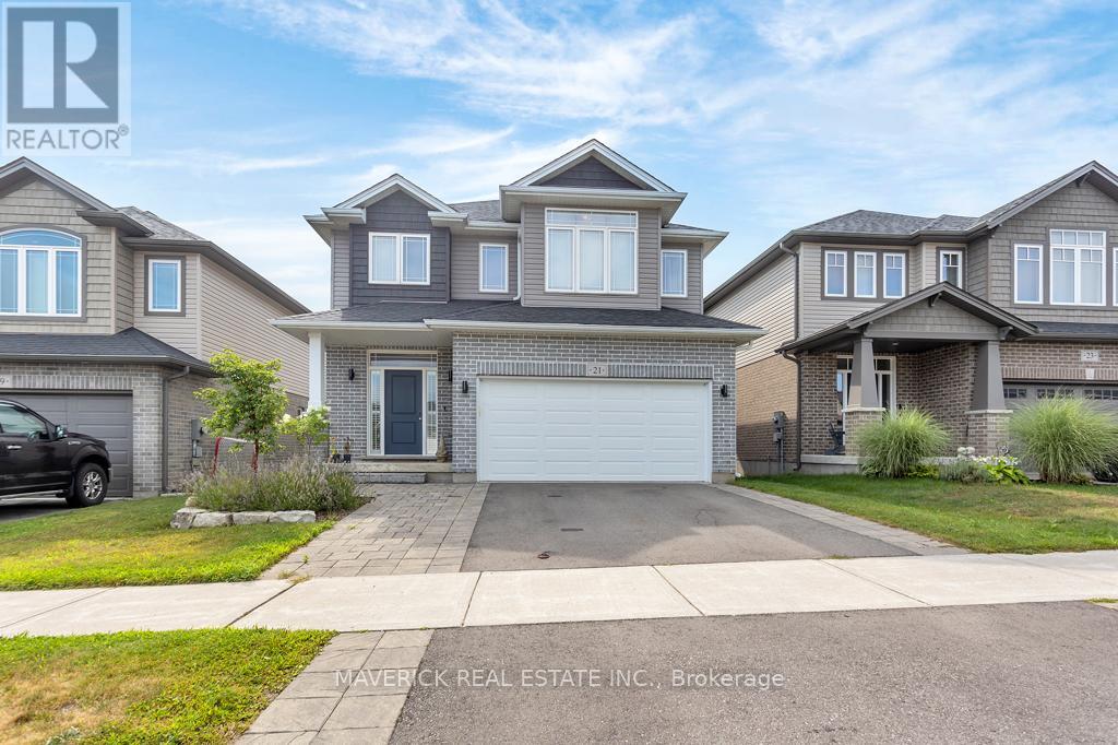 21 CHAMBERLAIN AVENUE, Ingersoll (Ingersoll - South)