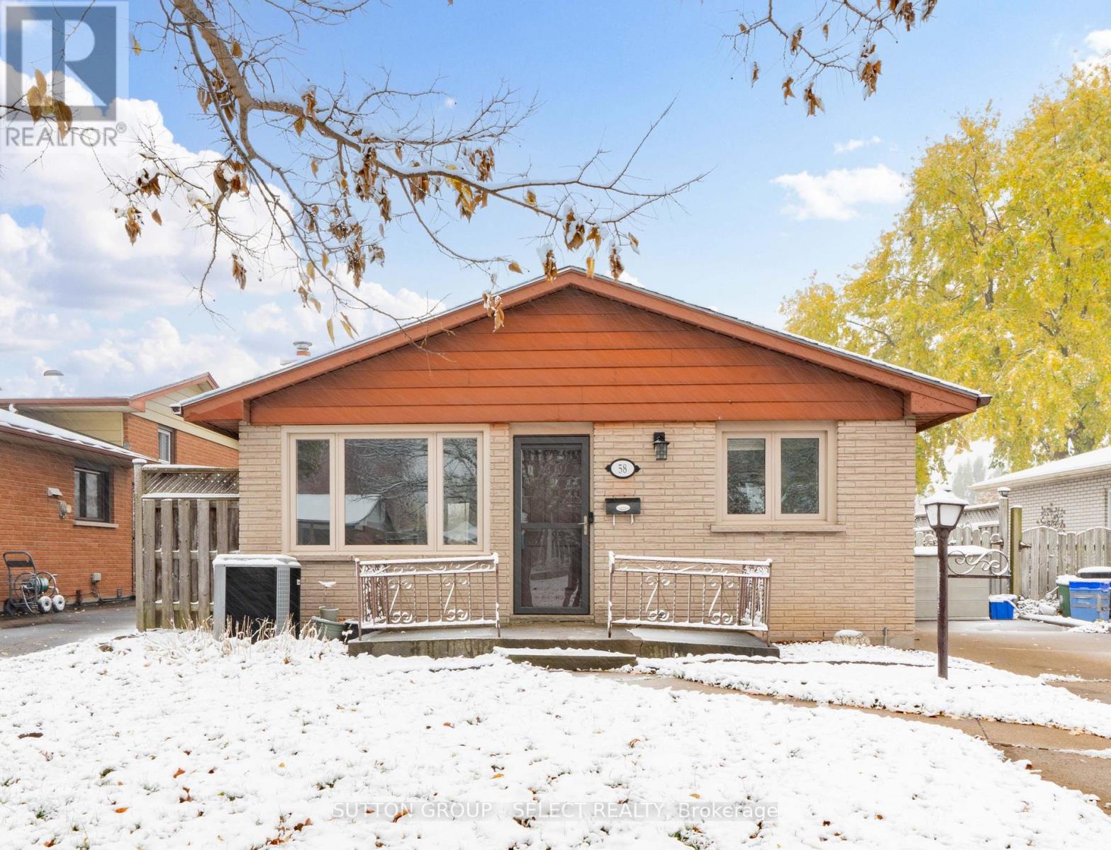 58 VILLENEUVE CRESCENT, London East (East I)