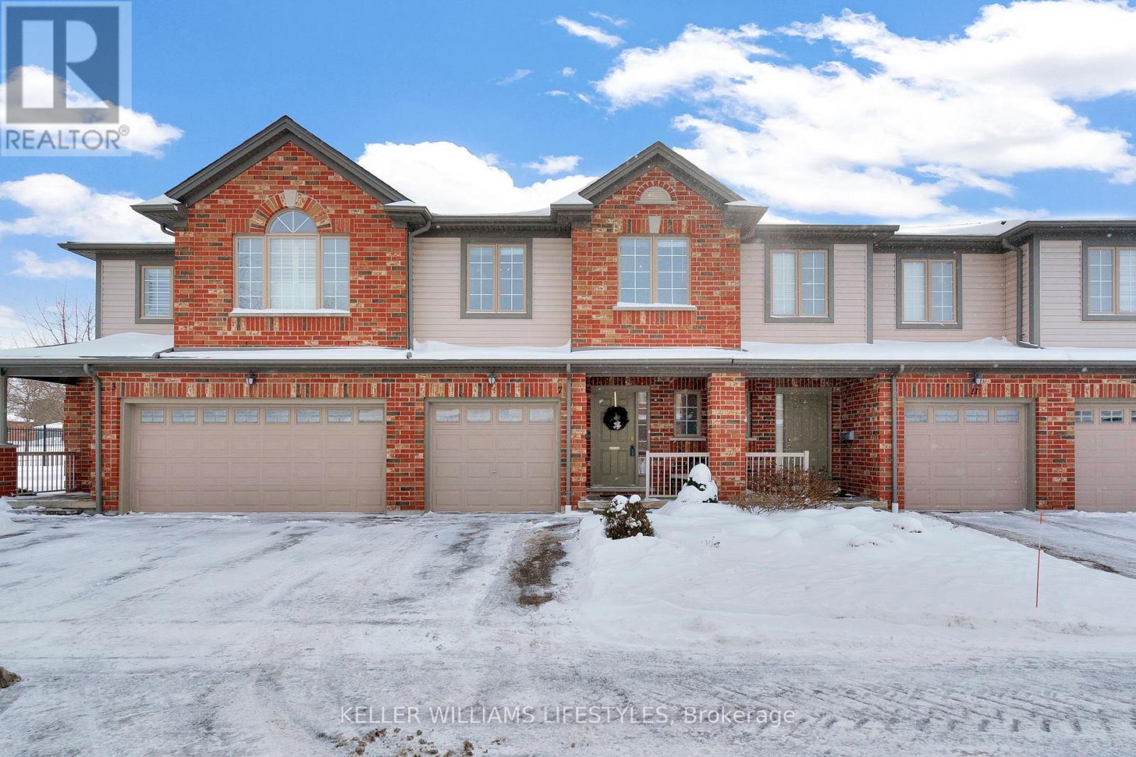 7 - 600 HYDE PARK ROAD, London North (North O)