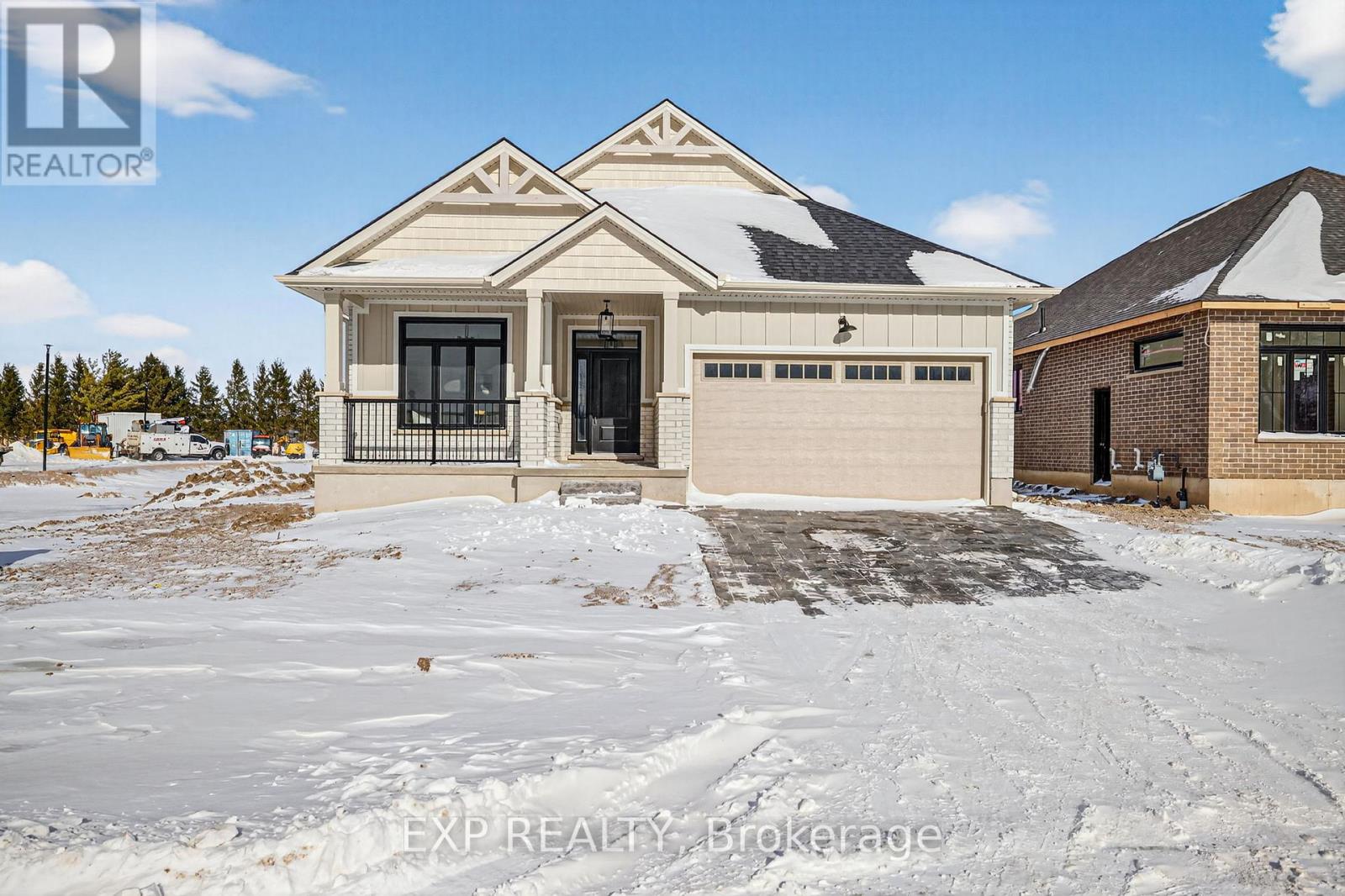 4 SULLIVAN STREET, South Huron (Stephen)