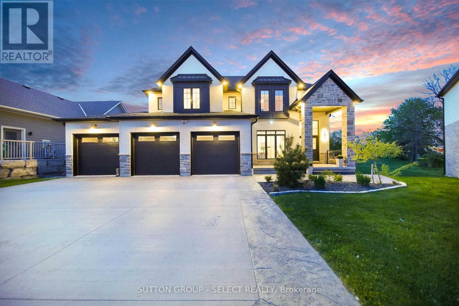 48 ROYAL CRESCENT, Southwold (Talbotville)