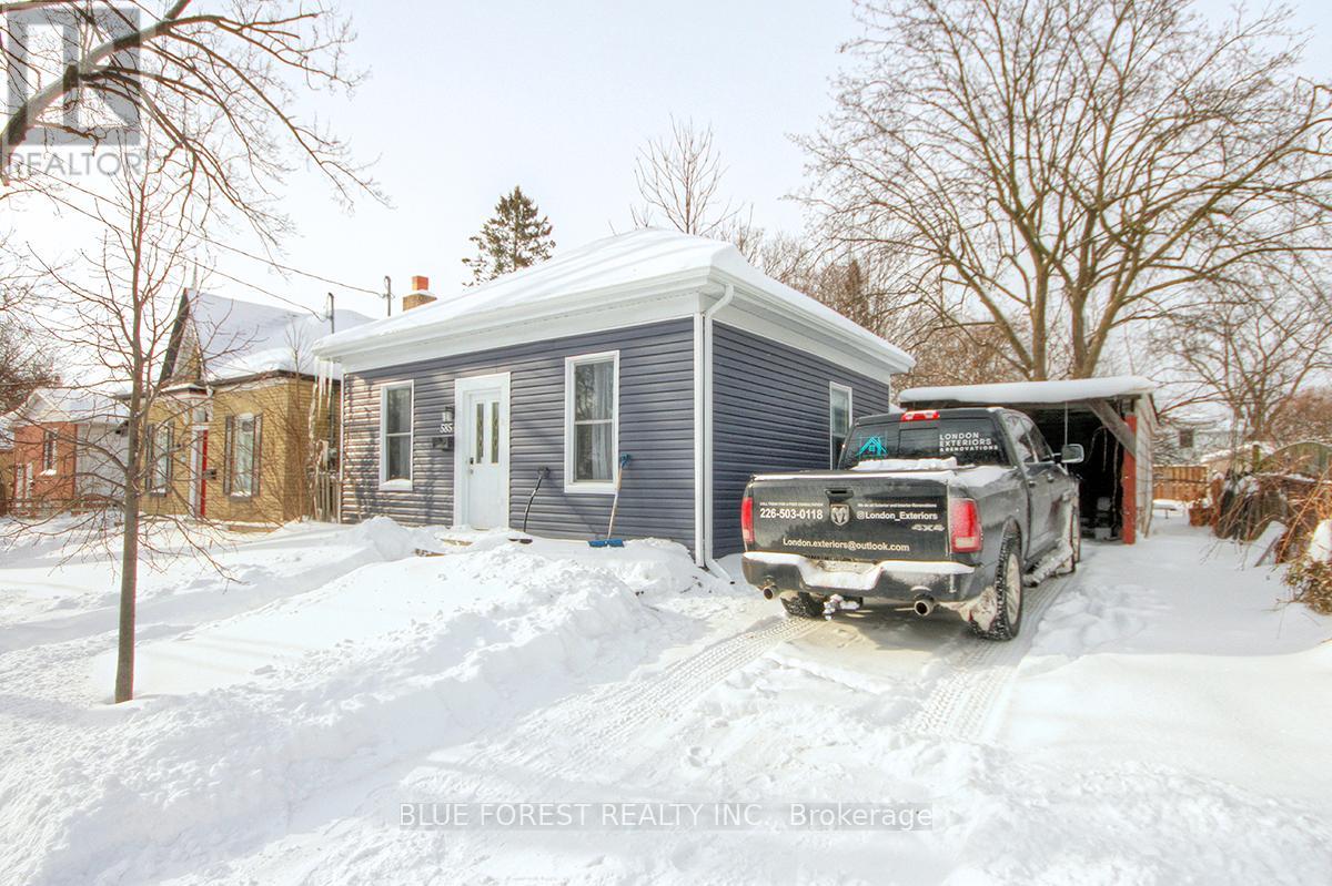 585 ELIZABETH STREET, London East (East G)