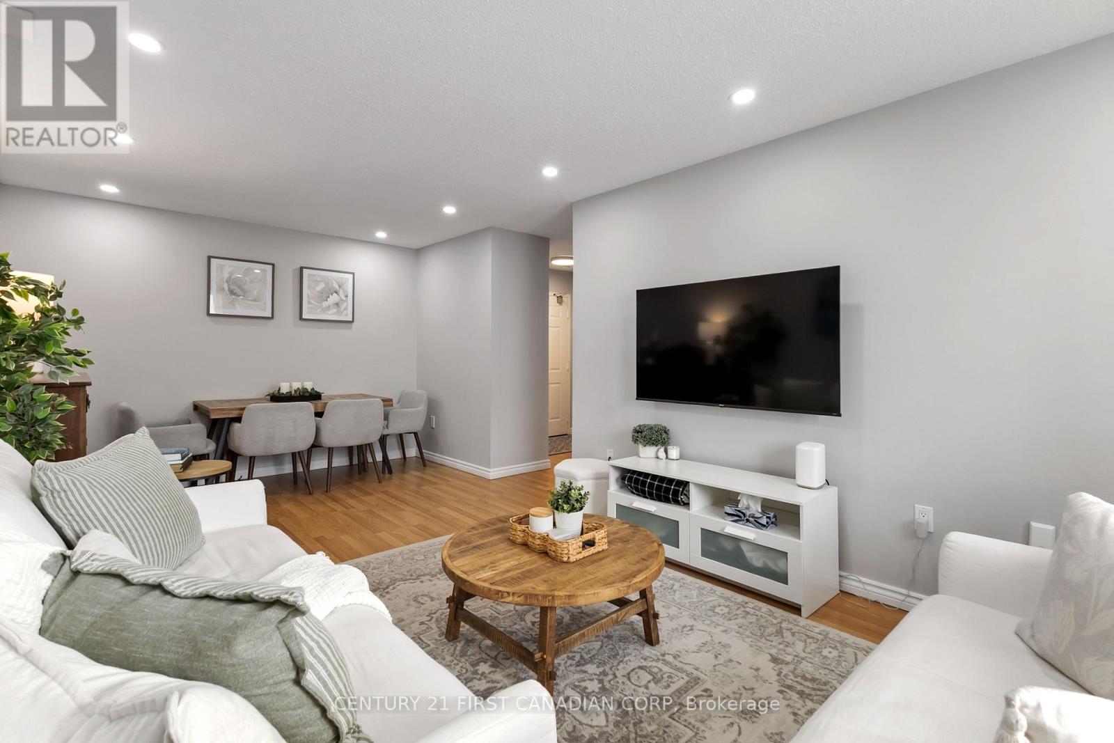 1003 - 95 BASE LINE ROAD W, London South (South E)