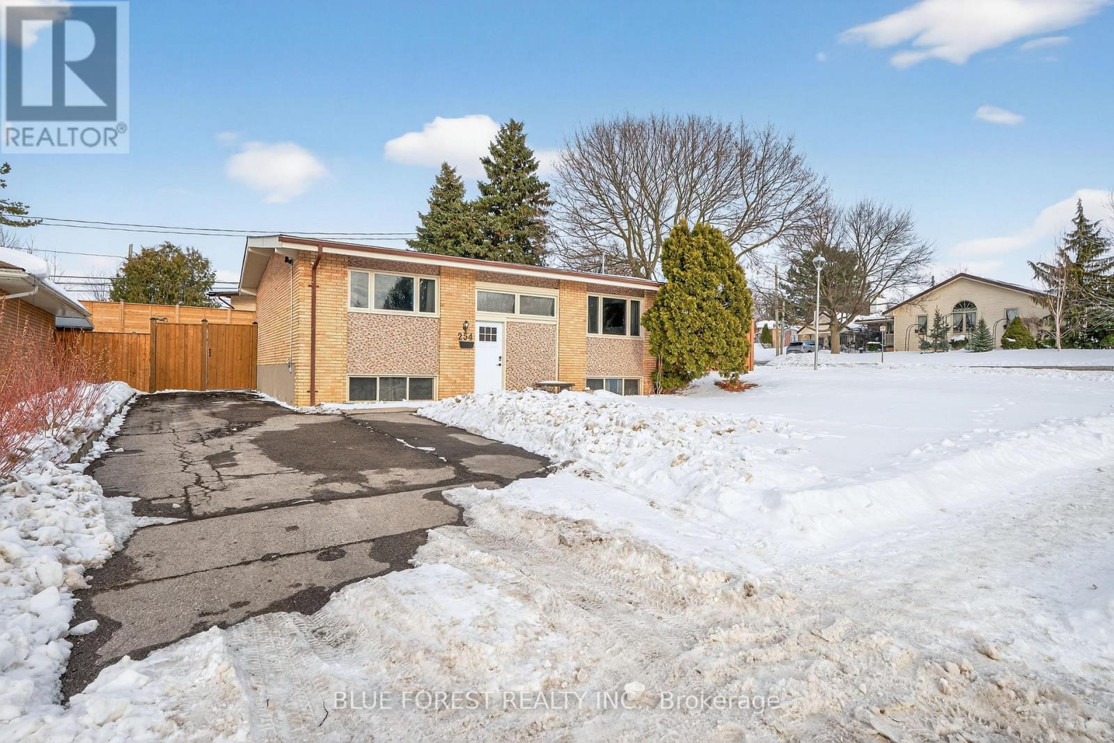 254 BURLINGTON STREET, London South (South J)