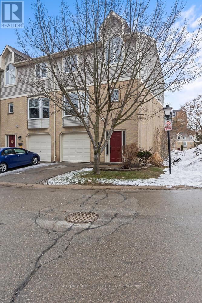 43 - 9 AILSA PLACE, London South (South J)