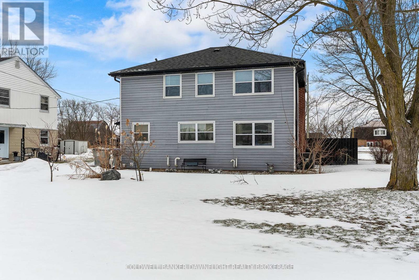 115 COLUMBIA DRIVE, South Huron (Stephen)