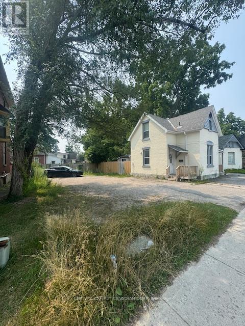 28 OXFORD STREET W, London North (North N)