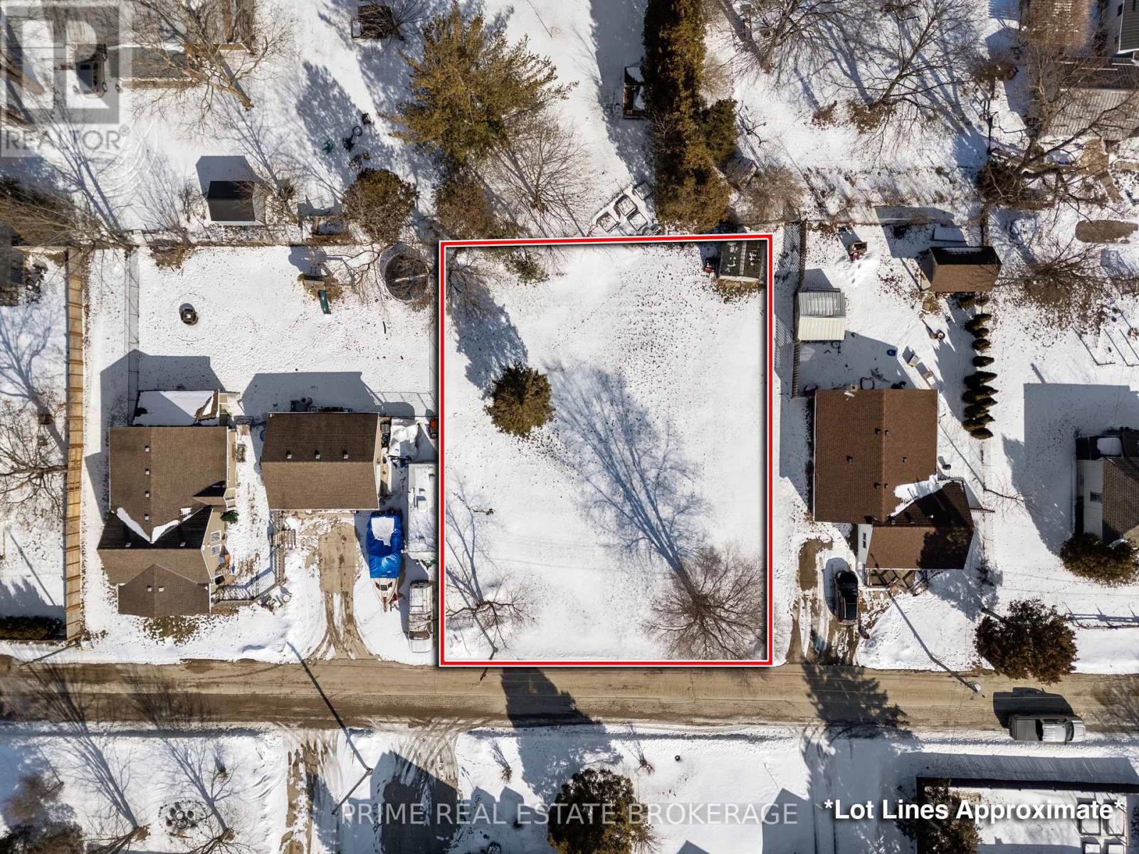 3910 PARK STREET, Plympton-Wyoming (Plympton Wyoming)