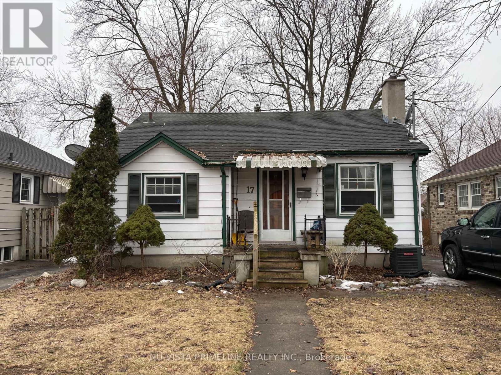 17 BALMORAL AVENUE, London East (East C)