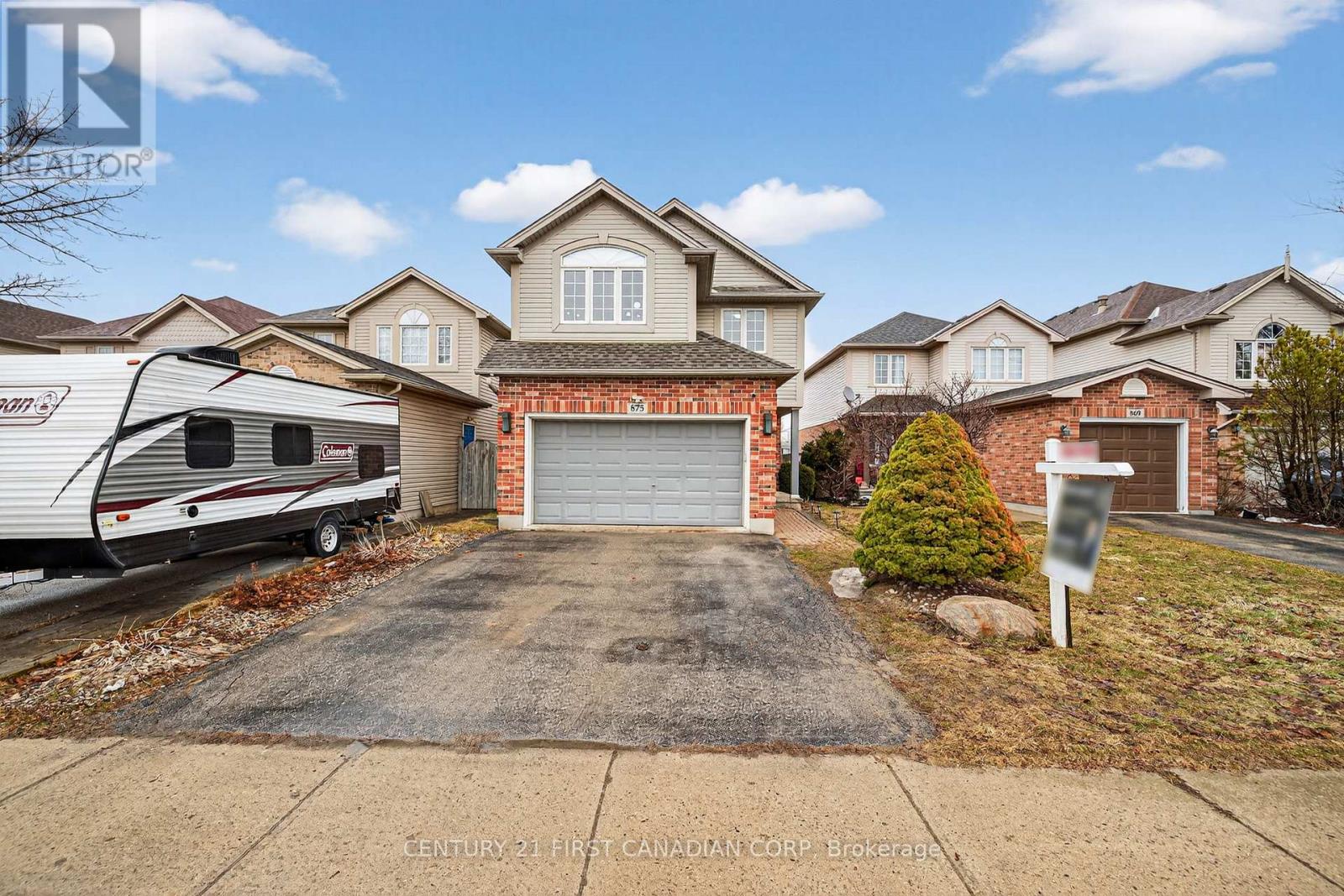 875 HOMEVIEW COURT, London South (South Q)