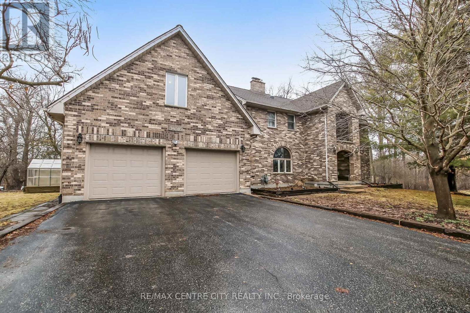 1496 SUNNINGDALE ROAD E, London North (North C)