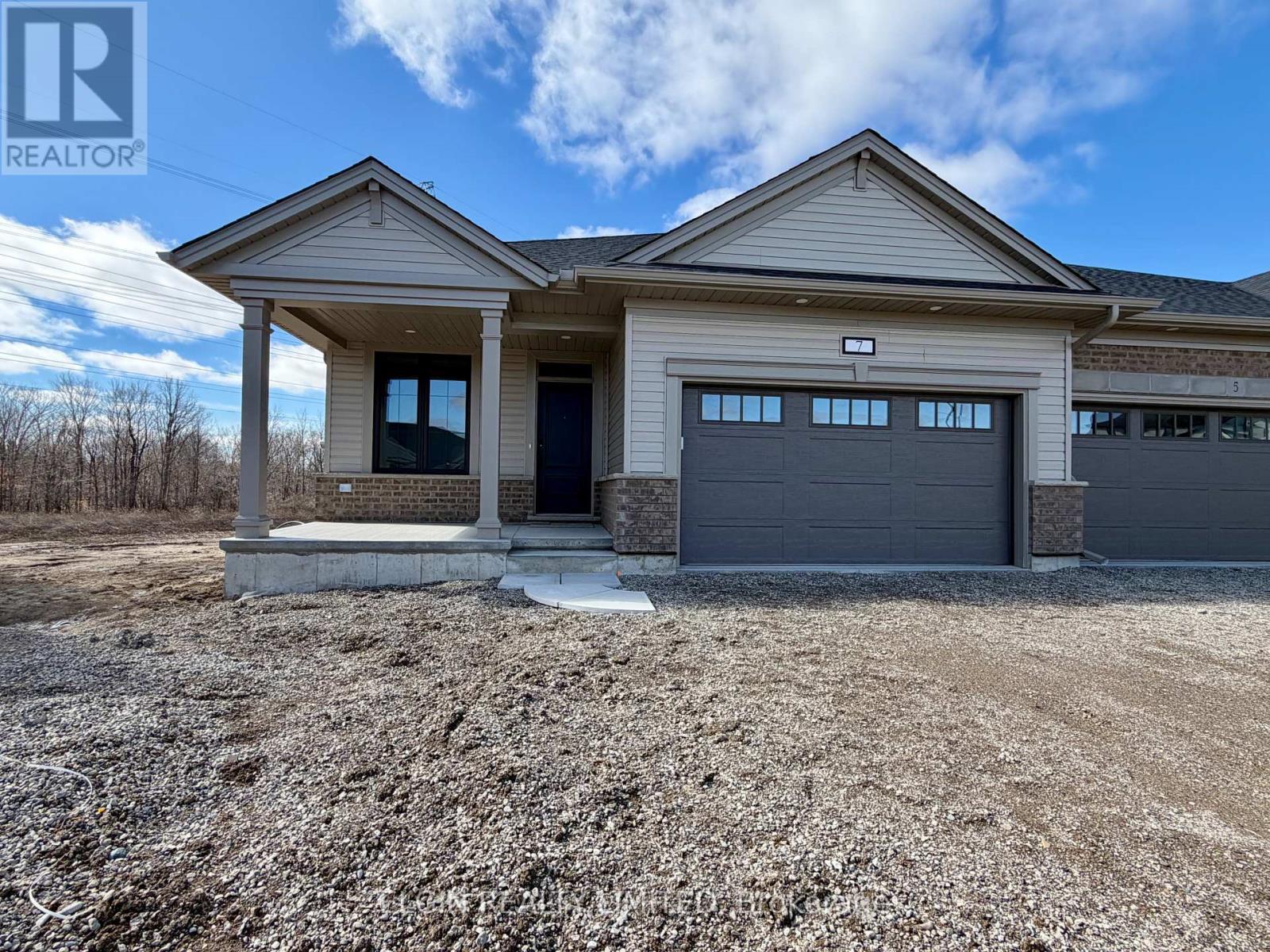 7 HORIZON COURT, Central Elgin