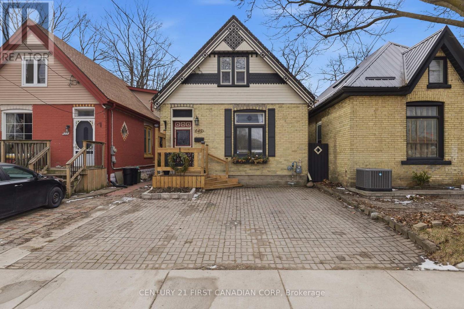 649 CENTRAL AVENUE, London East (East G)