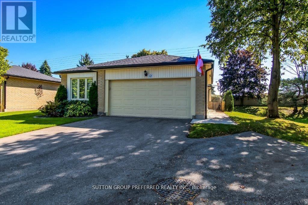 12 - 163 PINE VALLEY DRIVE, London South (South N)