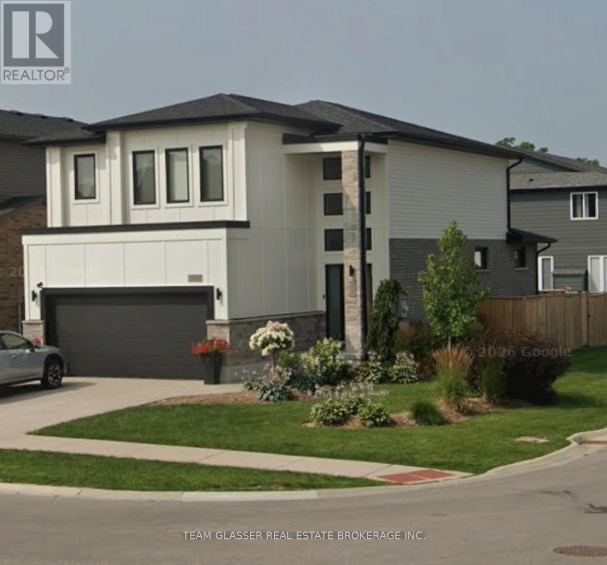 958 REEVES AVENUE, London North (North I)