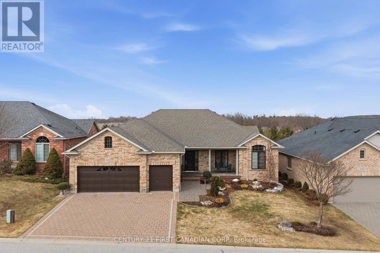 1219 SANDY SOMERVILLE DRIVE, London South (South A)