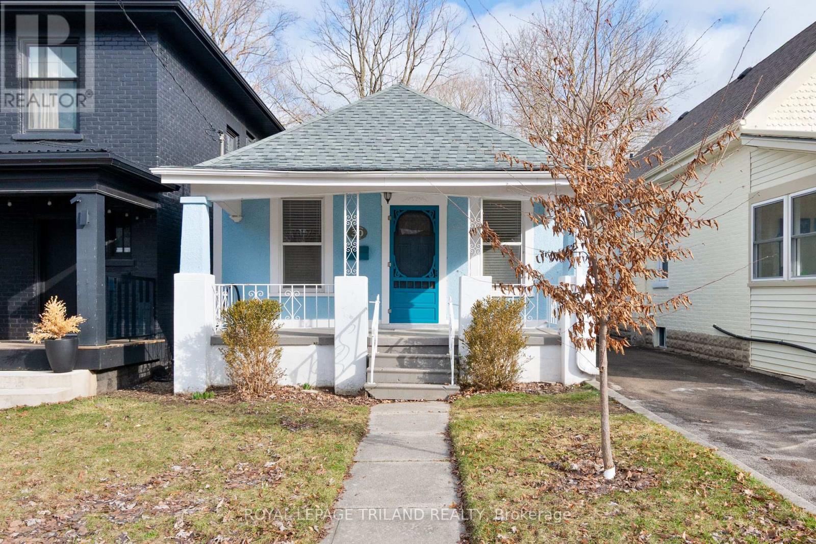 30 ELMWOOD PLACE, London South (South E)