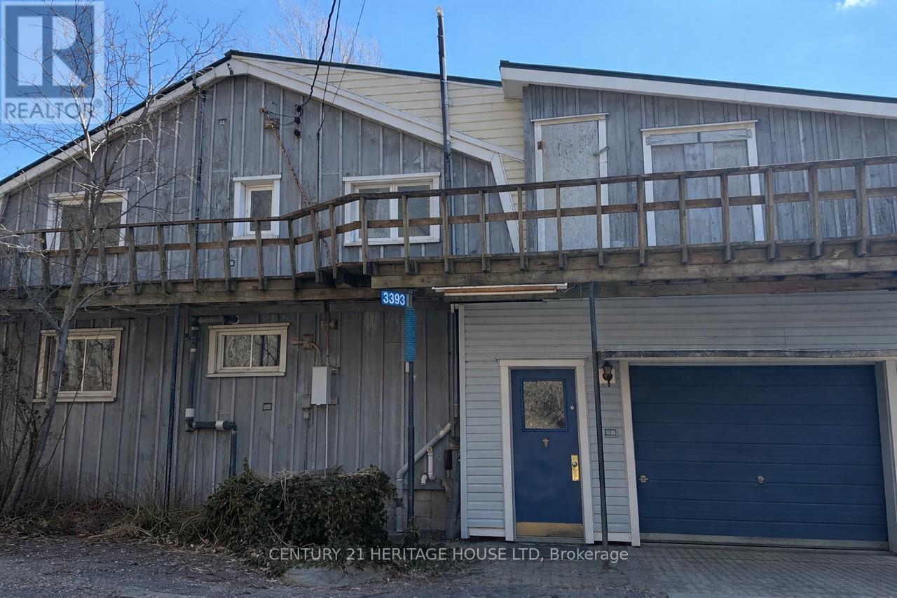 3393 WANEETA DRIVE, Malahide