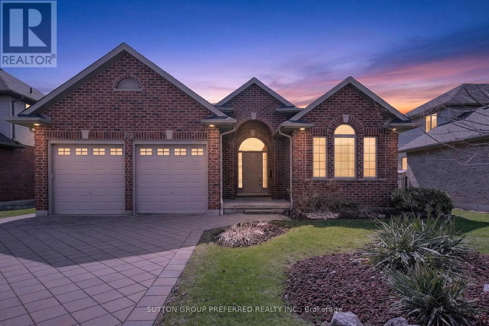 22 SPRINGFIELD WAY, Middlesex Centre