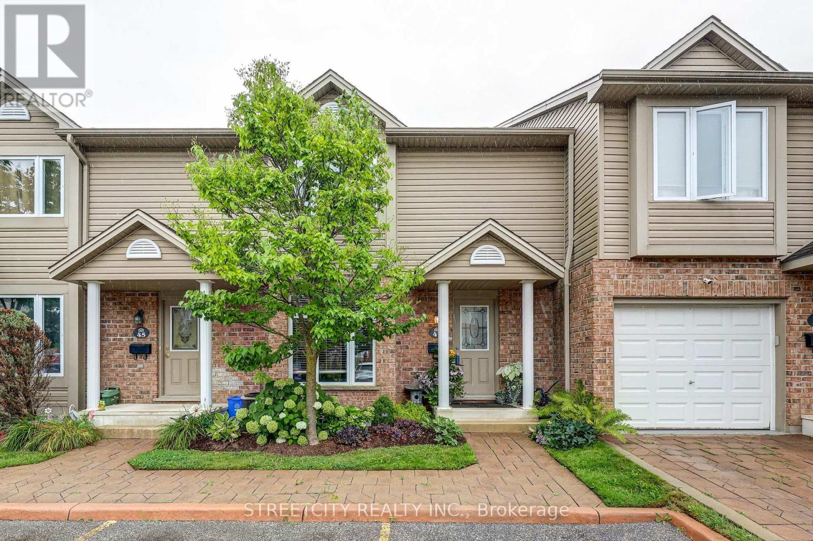 47 - 1320 SAVANNAH DRIVE, London North (North C)