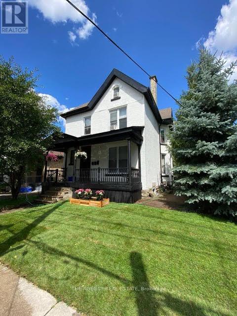 870 QUEENS AVENUE, London East (East G)