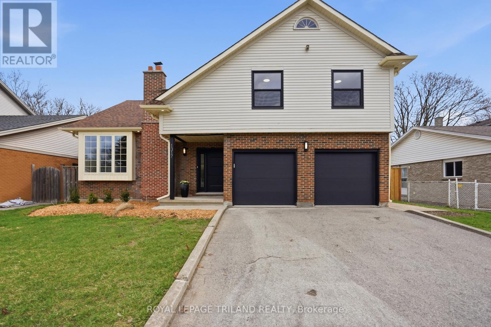 1317 HASTINGS DRIVE, London North (North G)