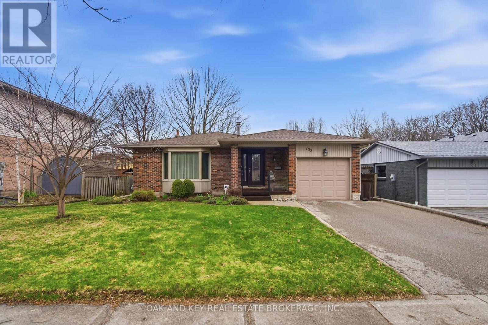 133 FAIRLANE AVENUE, London South (South K)