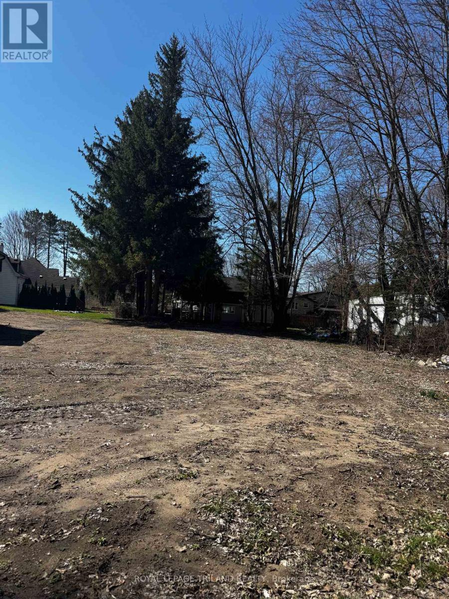 4447 MILL CRESCENT, North Middlesex (Nairn)