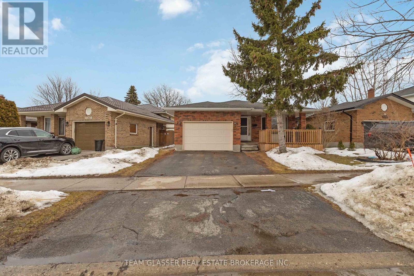 1082 LAWSON ROAD, London North (North I)