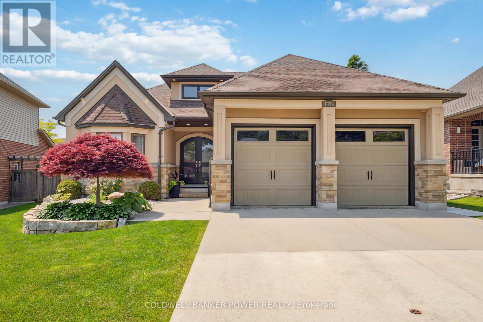 1376 SHORE ROAD, London South (South A)