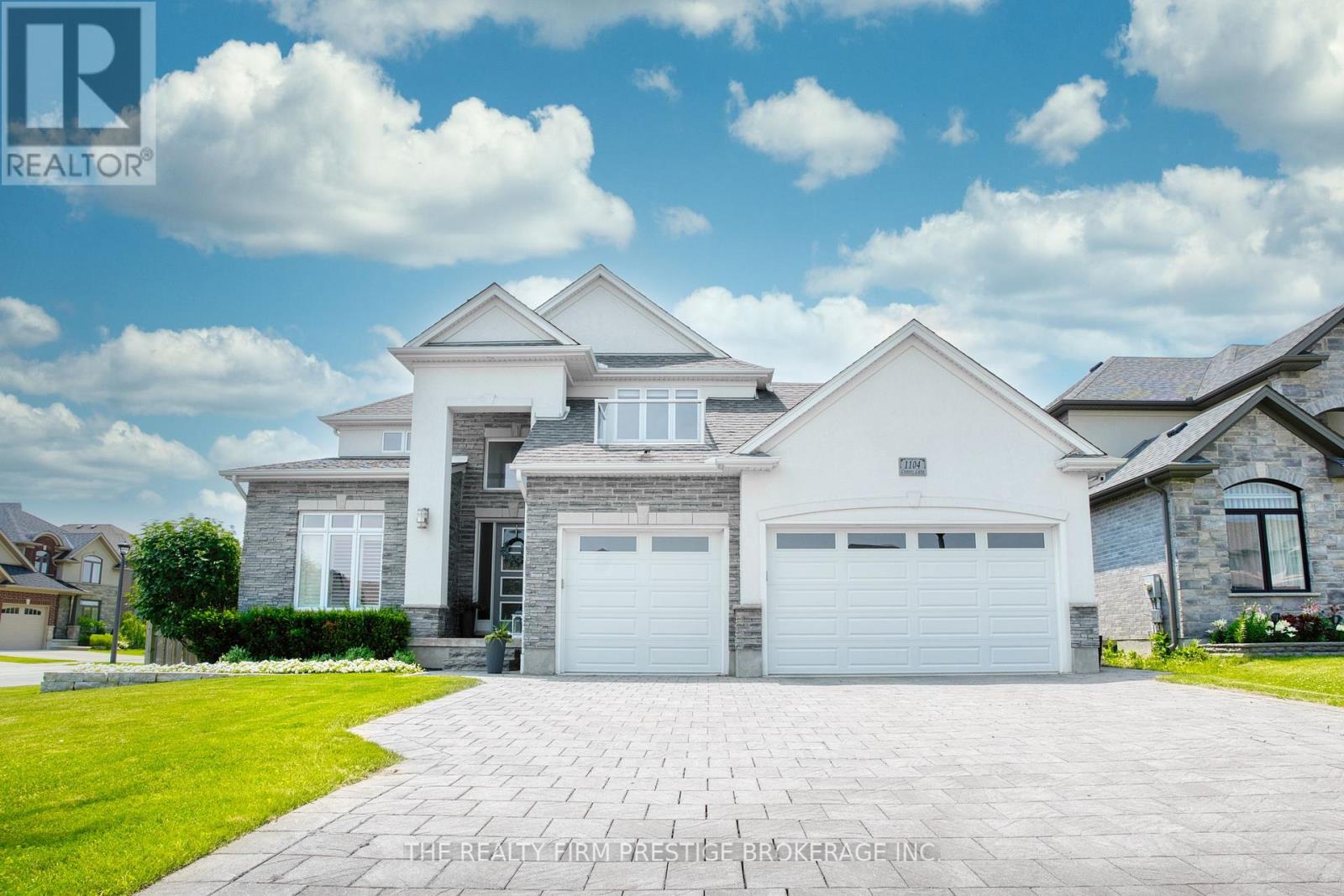 1104 COATES LANE, London North (North S)