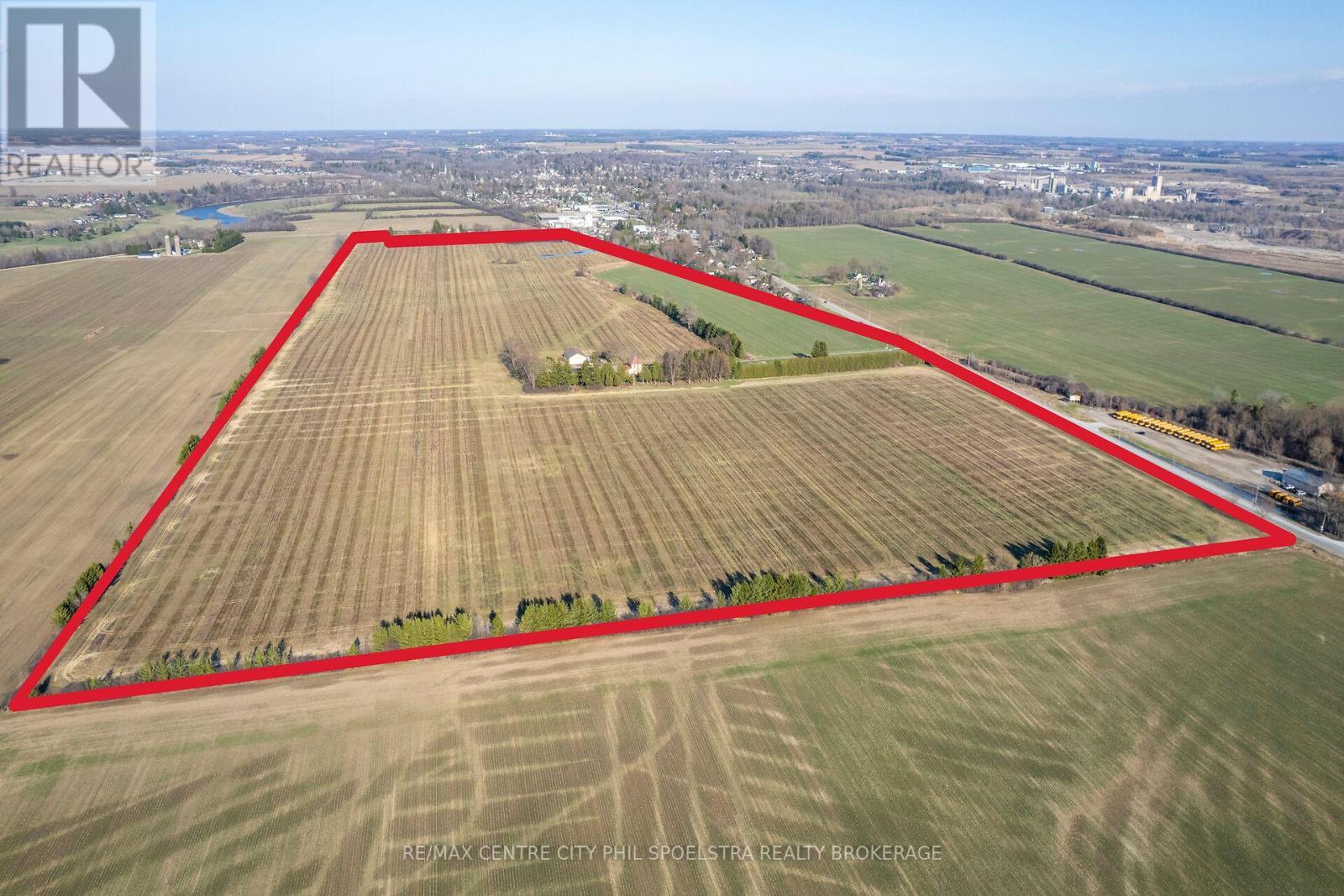 1930 COUNTY ROAD 139, Perth South (Blanshard)