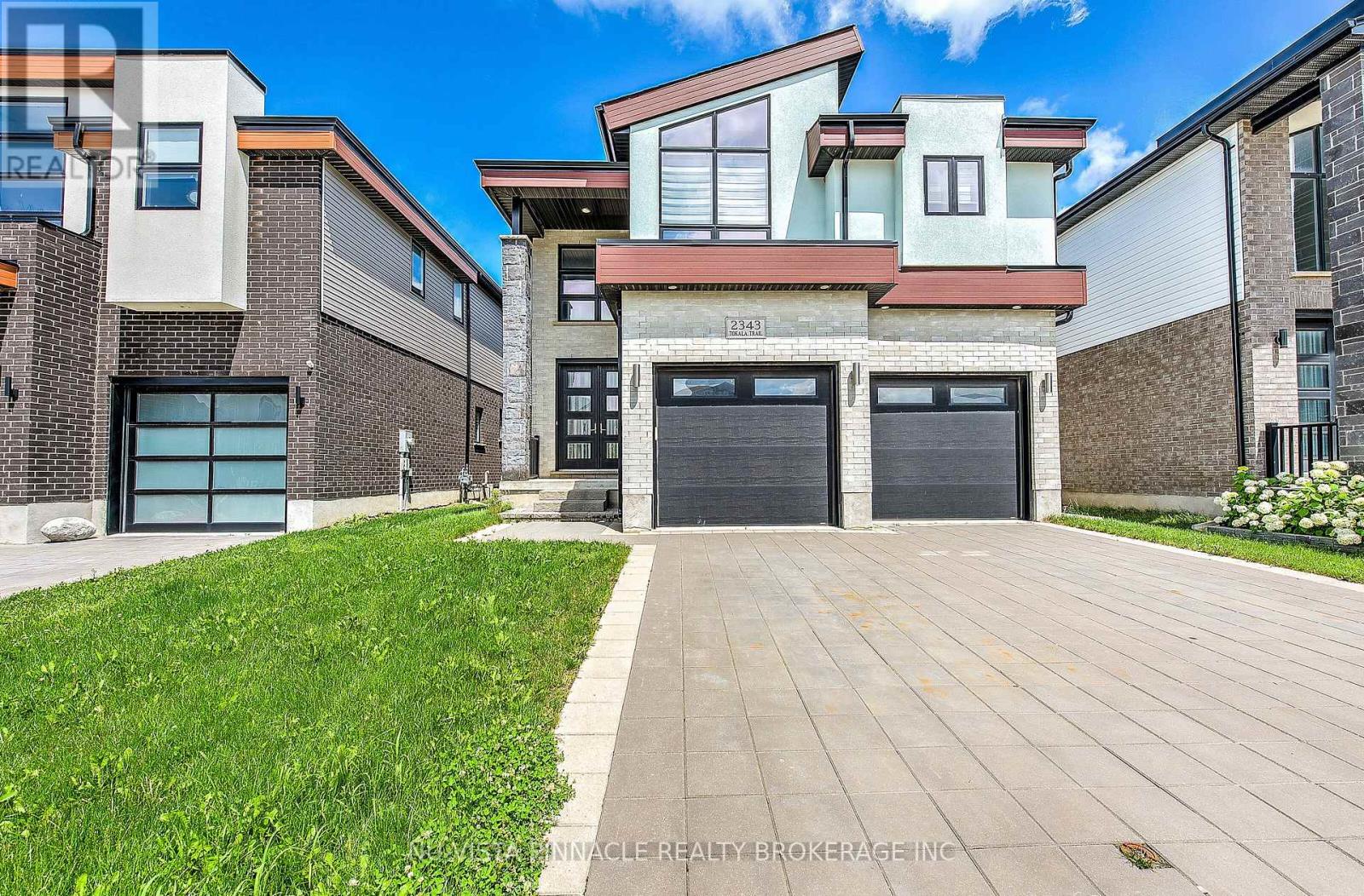 2343 TOKALA TRAIL, London North (North S)