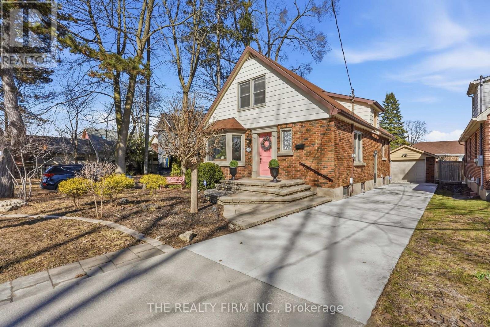 362 RIDOUT STREET S, London South (South G)