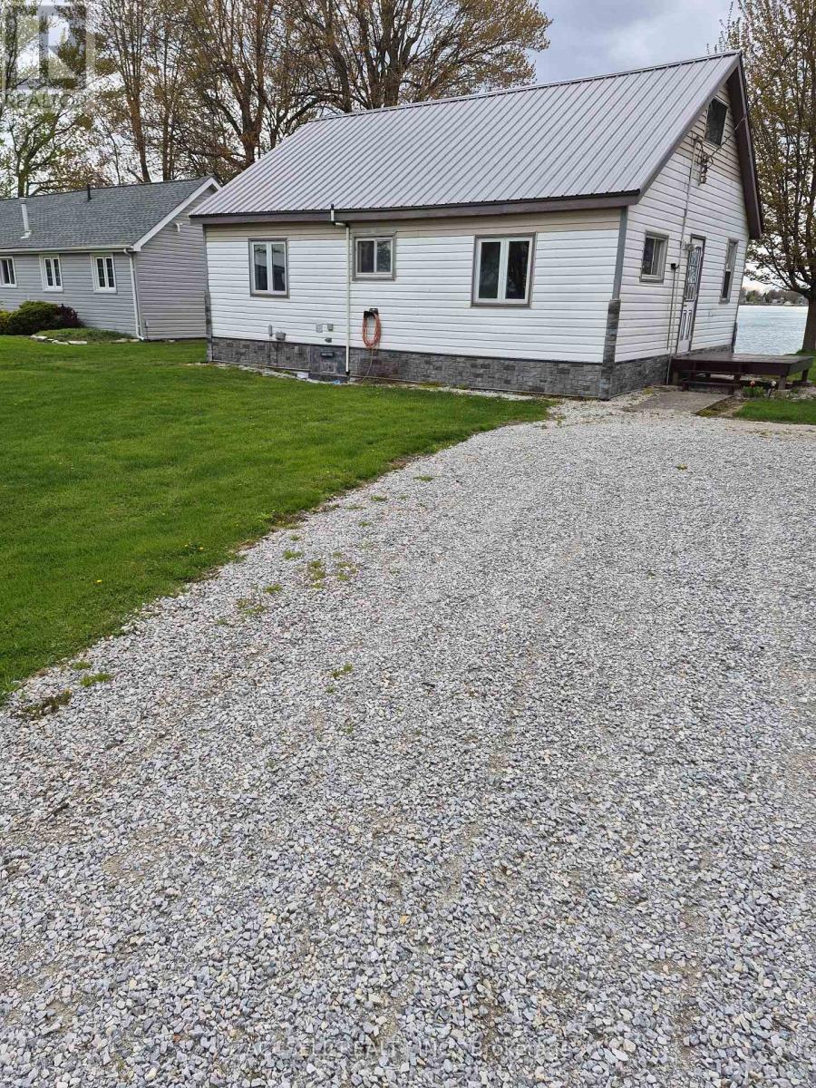 3053 ST CLAIR PARKWAY, St. Clair