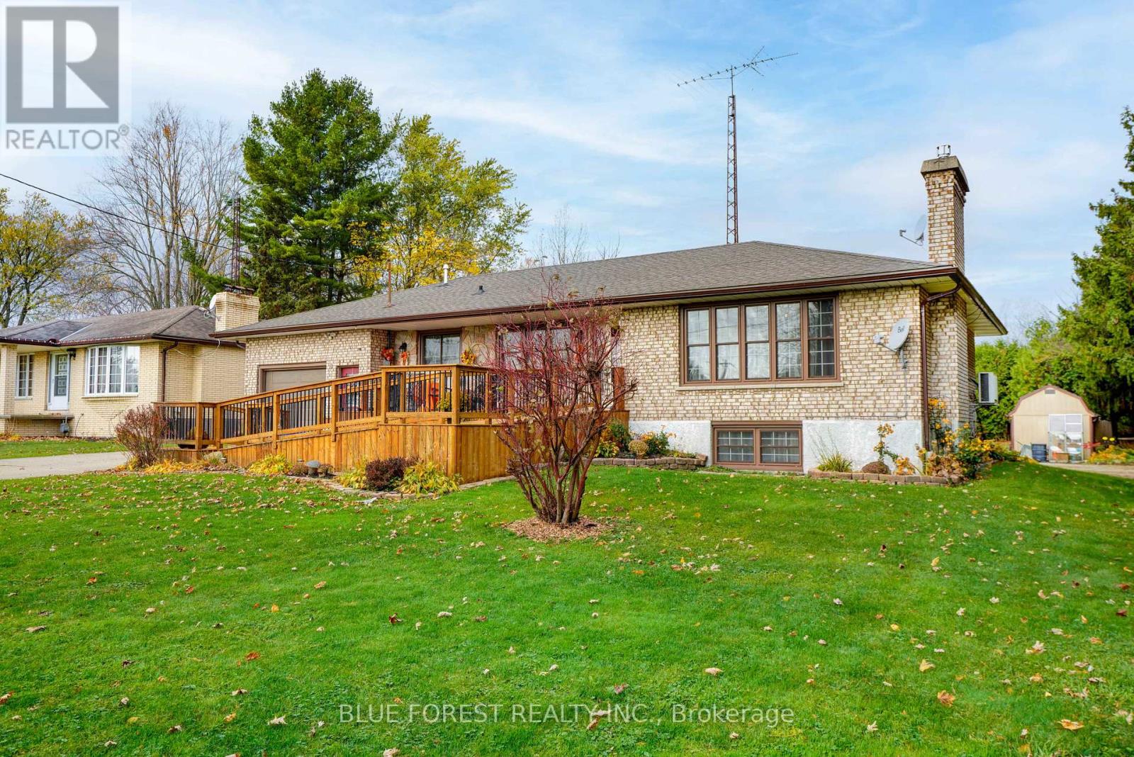 24898 PIONEER LINE, West Elgin (West Lorne)